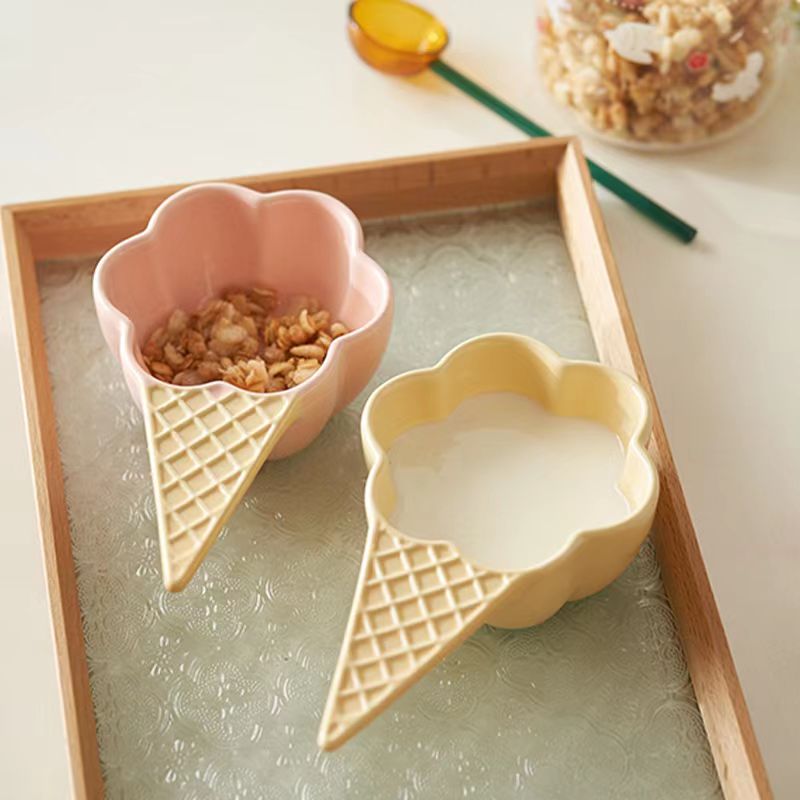 Ice Cream Shaped Ceramic Bowl  - огляд і ціна Ceramic Trinket Dish
