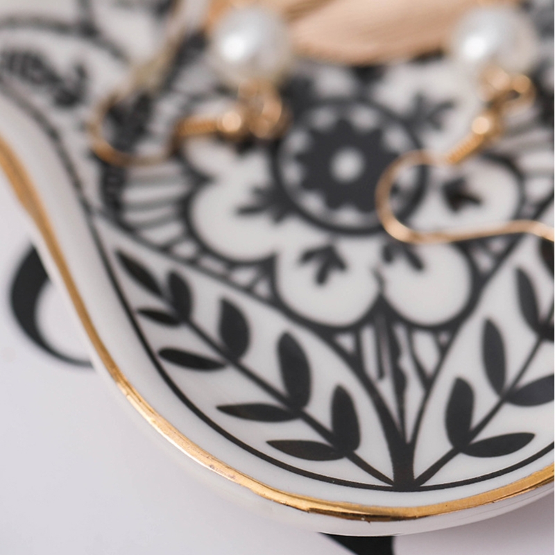 Small Sunflowers Hand Ceramic  - огляд і ціна Ceramic Trinket Dish